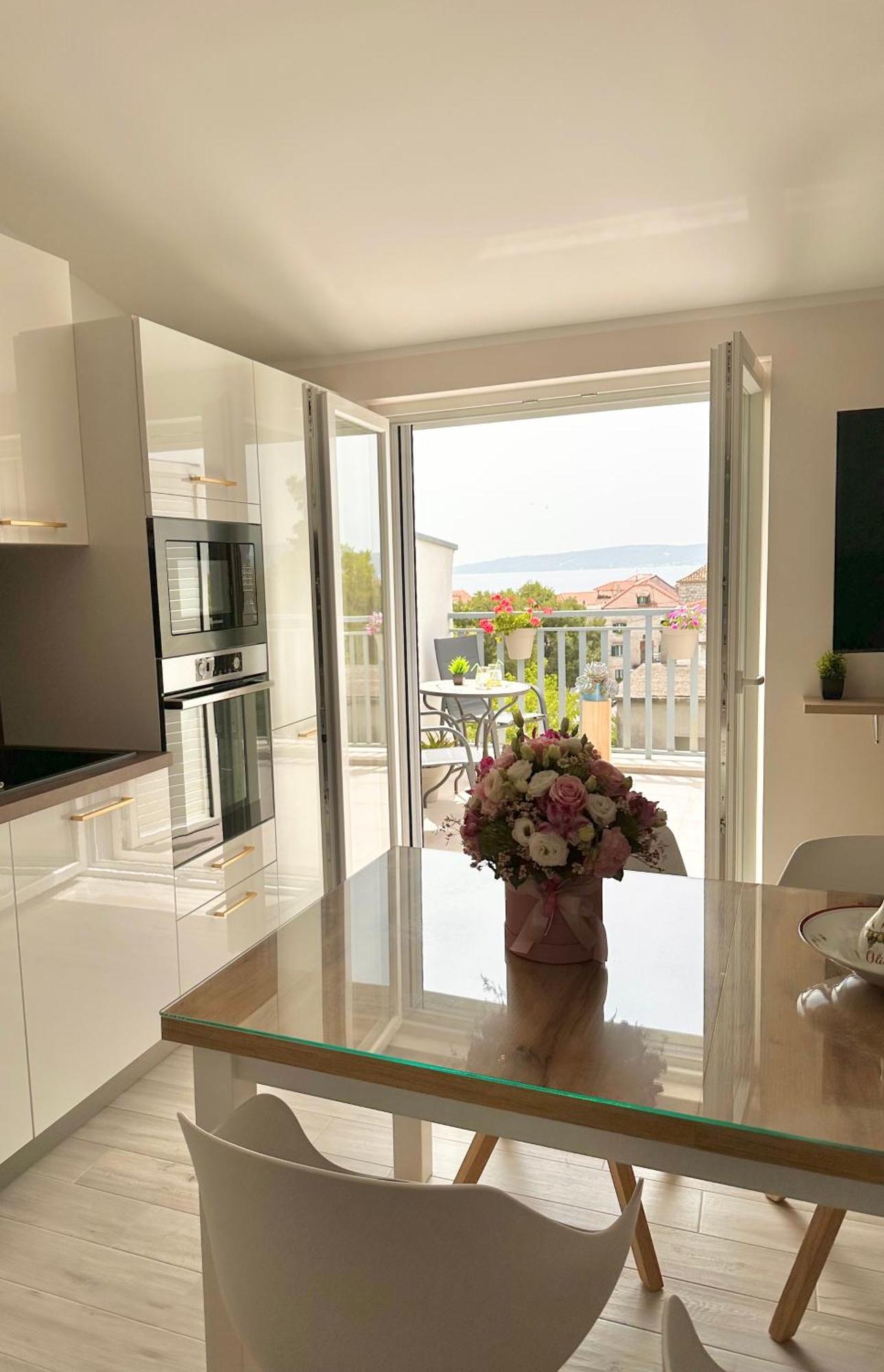 Bee House Suite - Brand New Apartment 100 M From Sea Kaštela Exterior foto