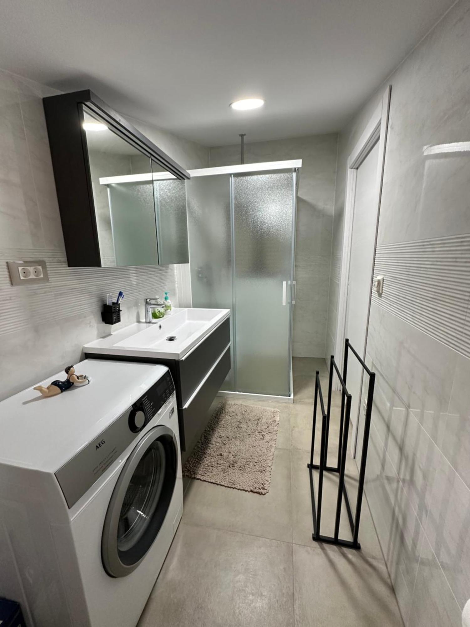 Bee House Suite - Brand New Apartment 100 M From Sea Kaštela Exterior foto